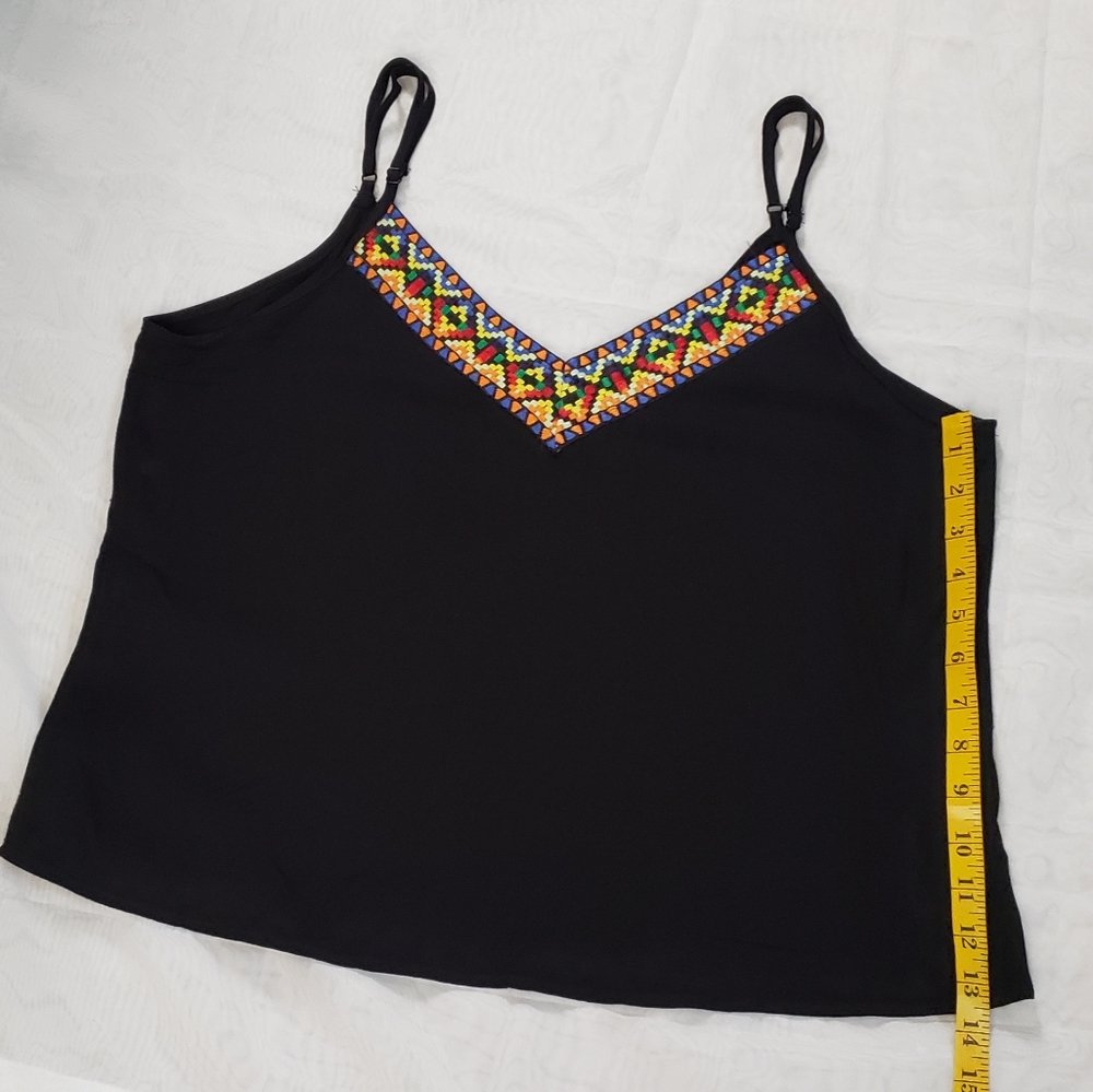 V-neck Cami - Picture 5 of 11